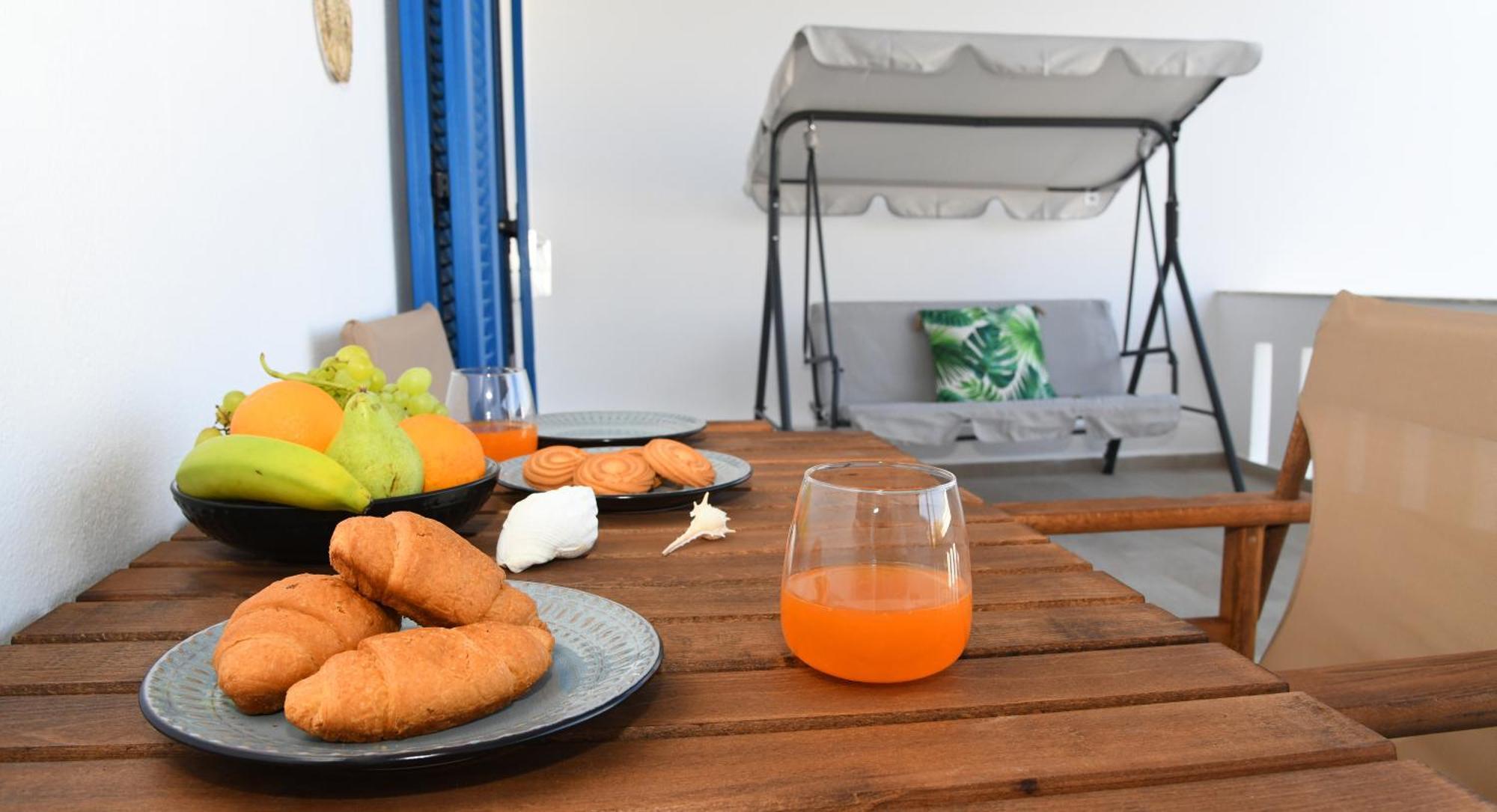 Petite Studios Batsi Batsíon Dış mekan fotoğraf